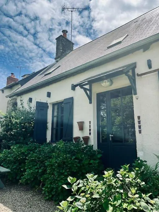 Holiday home Le Gite Des Filles En Bottes Saint-Georges-de-Reintembault